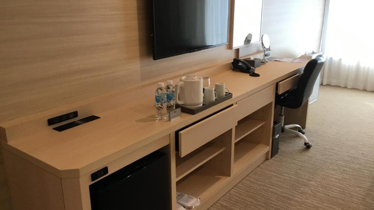 Odysis Suites Osaka Airport Hotel อิซุมิซาโนะ ภายนอก รูปภาพ